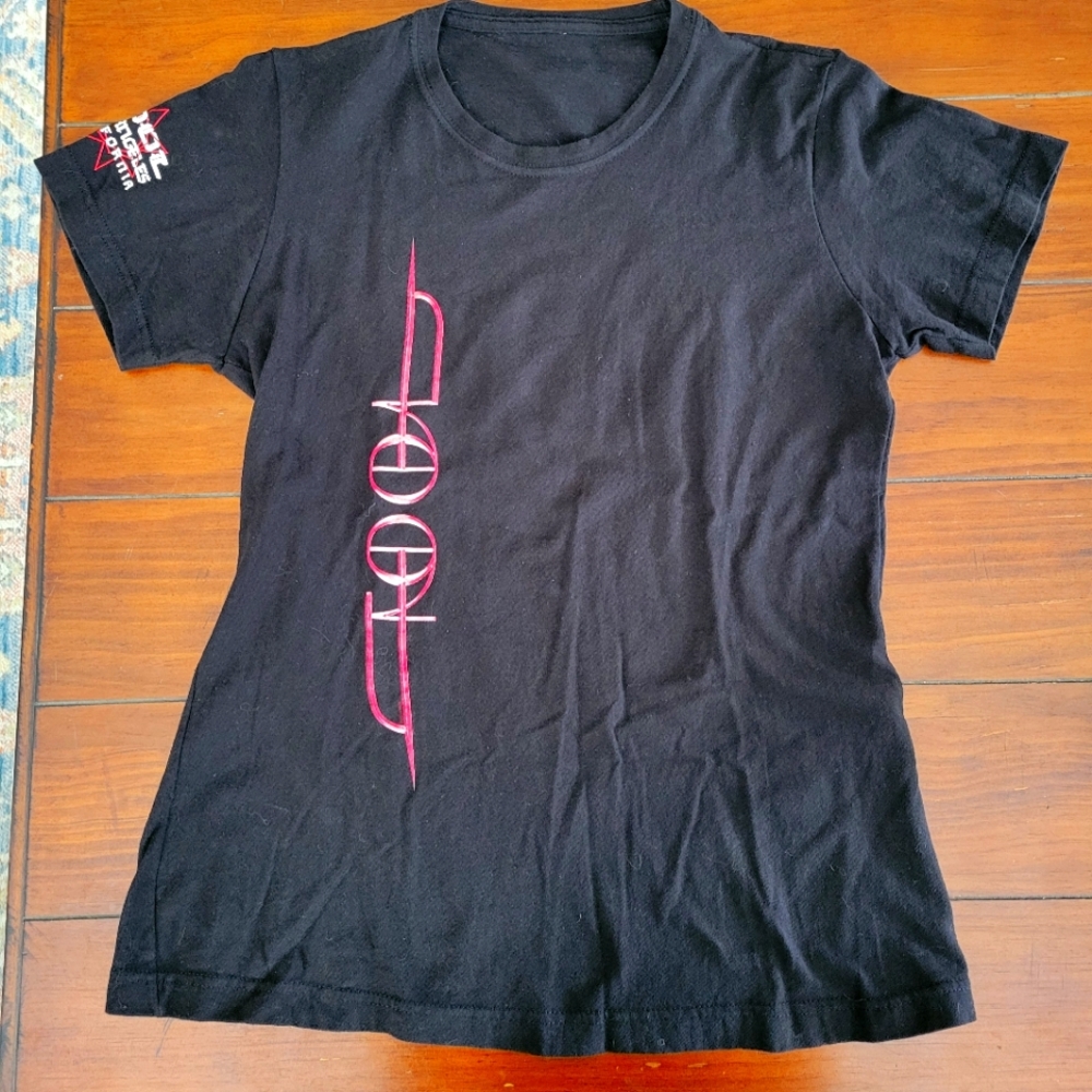 Tool concert tee ladies small